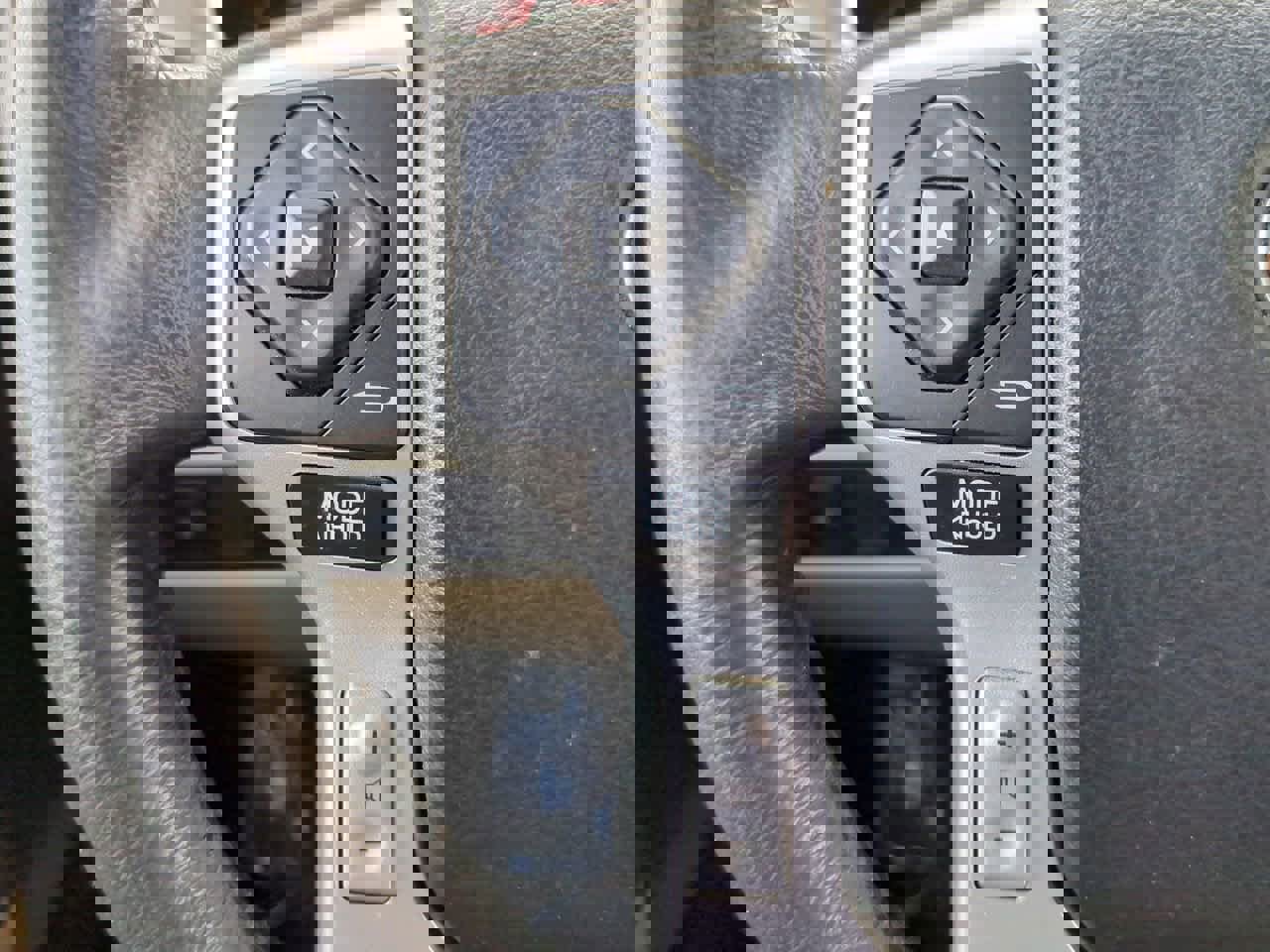 Used 2014 Toyota Sequoia SR5 w/ Premium Package AWD/4WD image 25