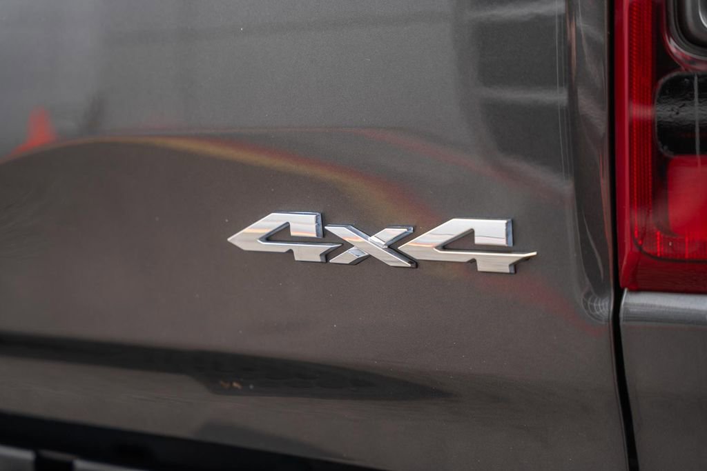 Used 2019 RAM 1500 Laramie image 10