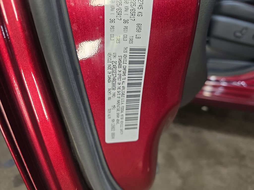 Used 2017 Dodge Grand Caravan GT FWD image 36