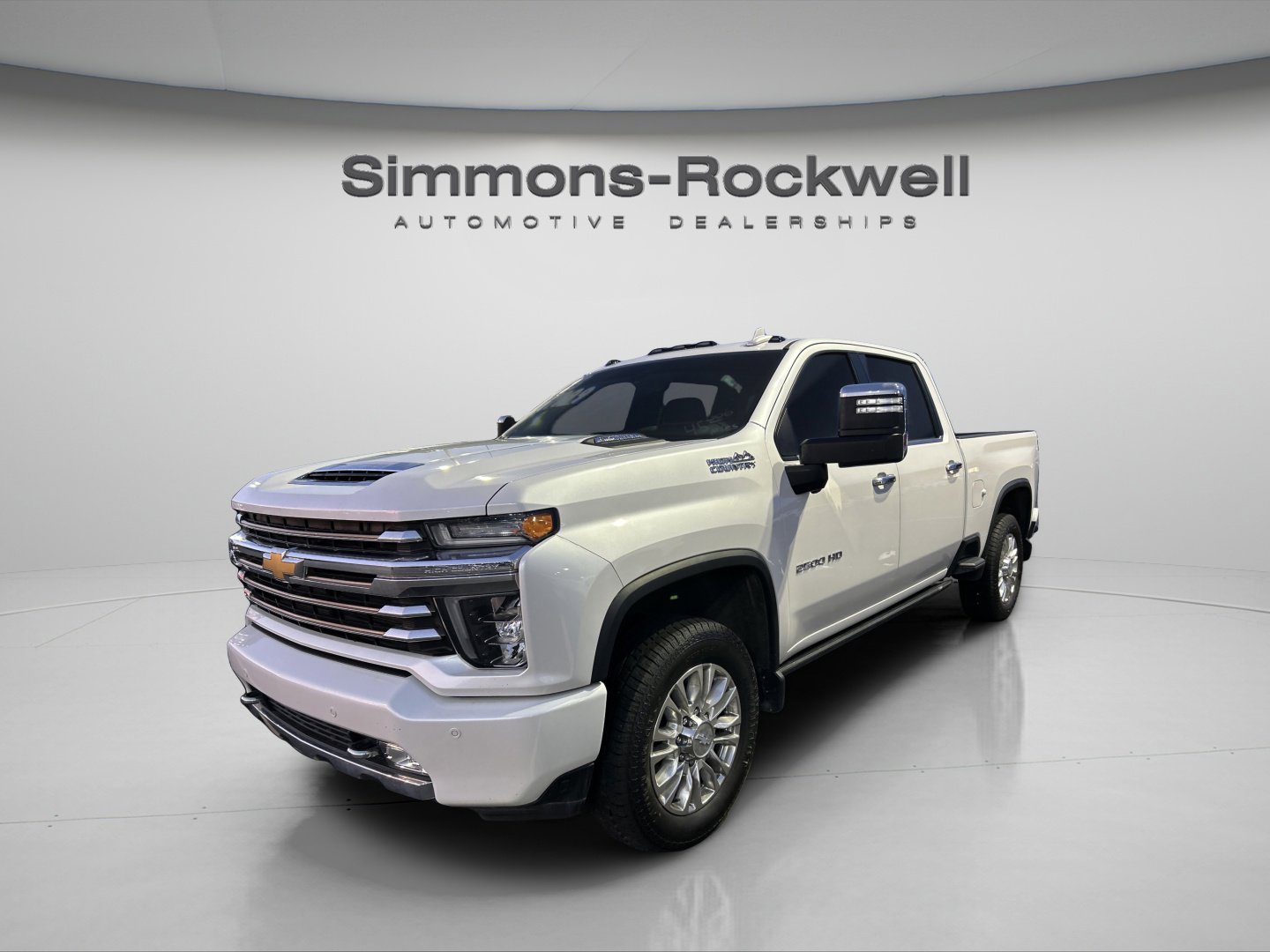 Used 2023 Chevrolet Silverado 2500 High Country w/ Z71 Off-Road Package image 4