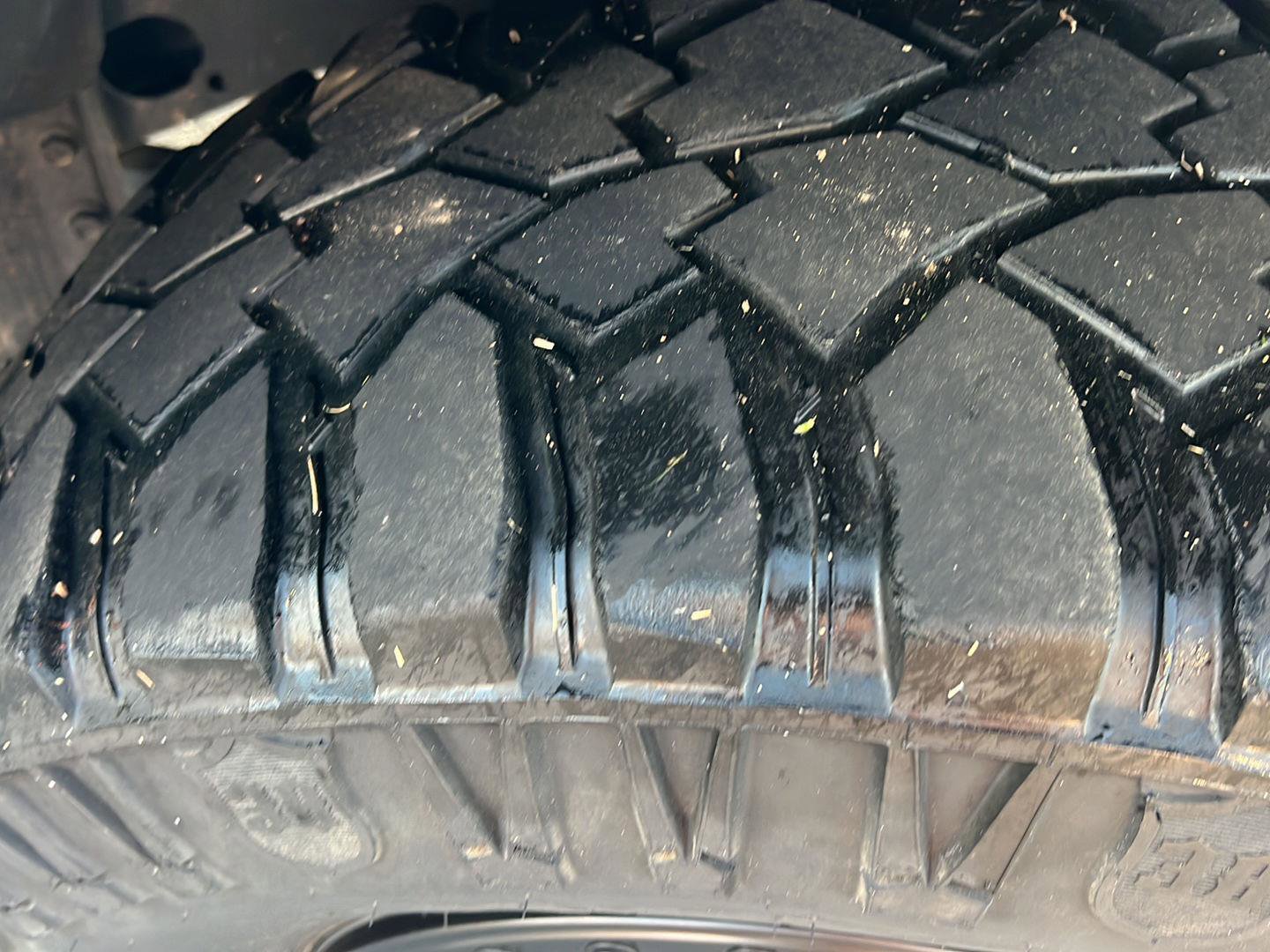 Used 2022 Jeep Wrangler Unlimited Rubicon w/ Xtreme Recon 35" Tire Package image 44