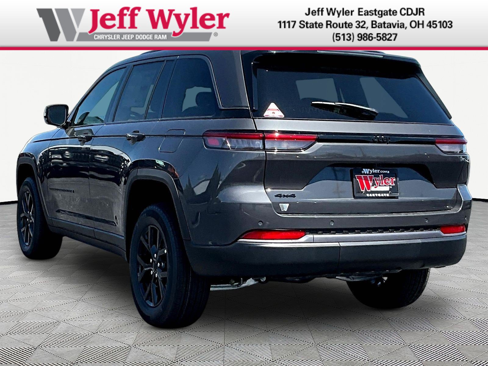 New 2026 Jeep Grand Cherokee Altitude AWD/4WD image 4