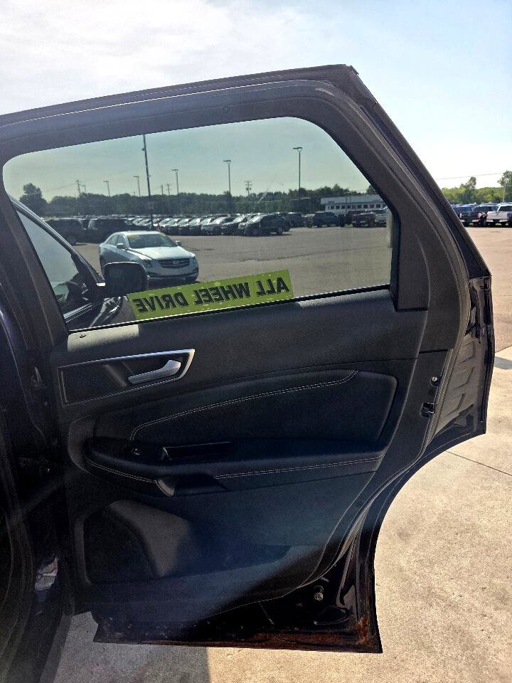 Used 2016 Ford Edge Titanium w/ Equipment Group 301A image 14