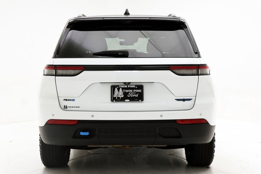 Used 2022 Jeep Grand Cherokee Trailhawk w/ Advanced Protech Group II AWD/4WD image 7
