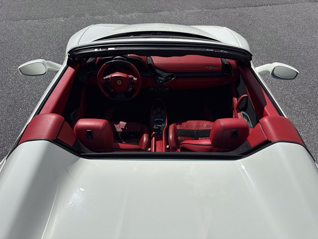 Used 2015 Ferrari 458 Spider RWD image 17
