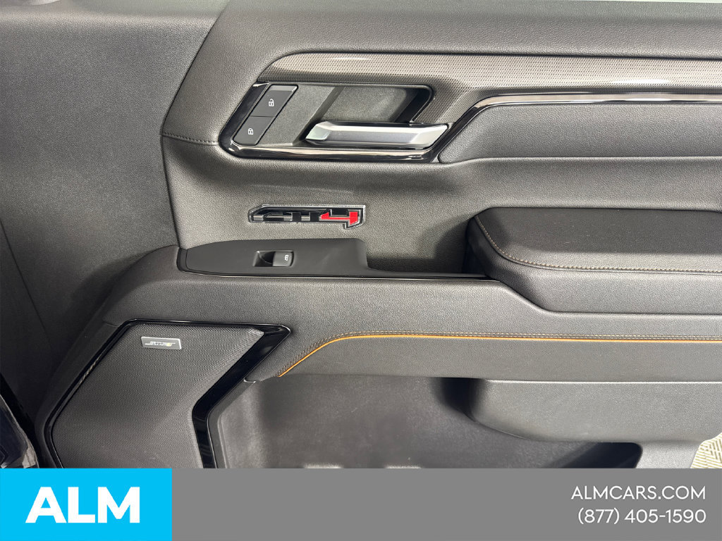 Used 2023 GMC Sierra 1500 AT4 w/ AT4 Premium Package AWD/4WD image 17