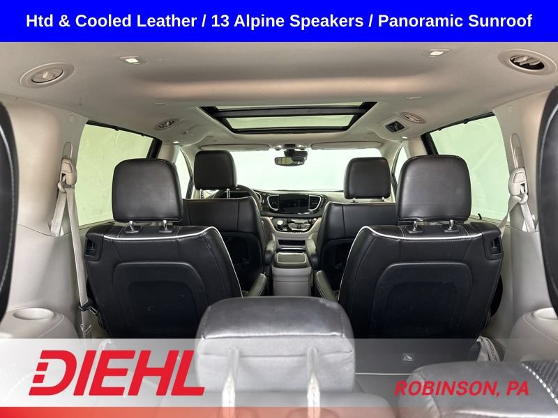 Used 2023 Chrysler Pacifica Limited FWD image 10