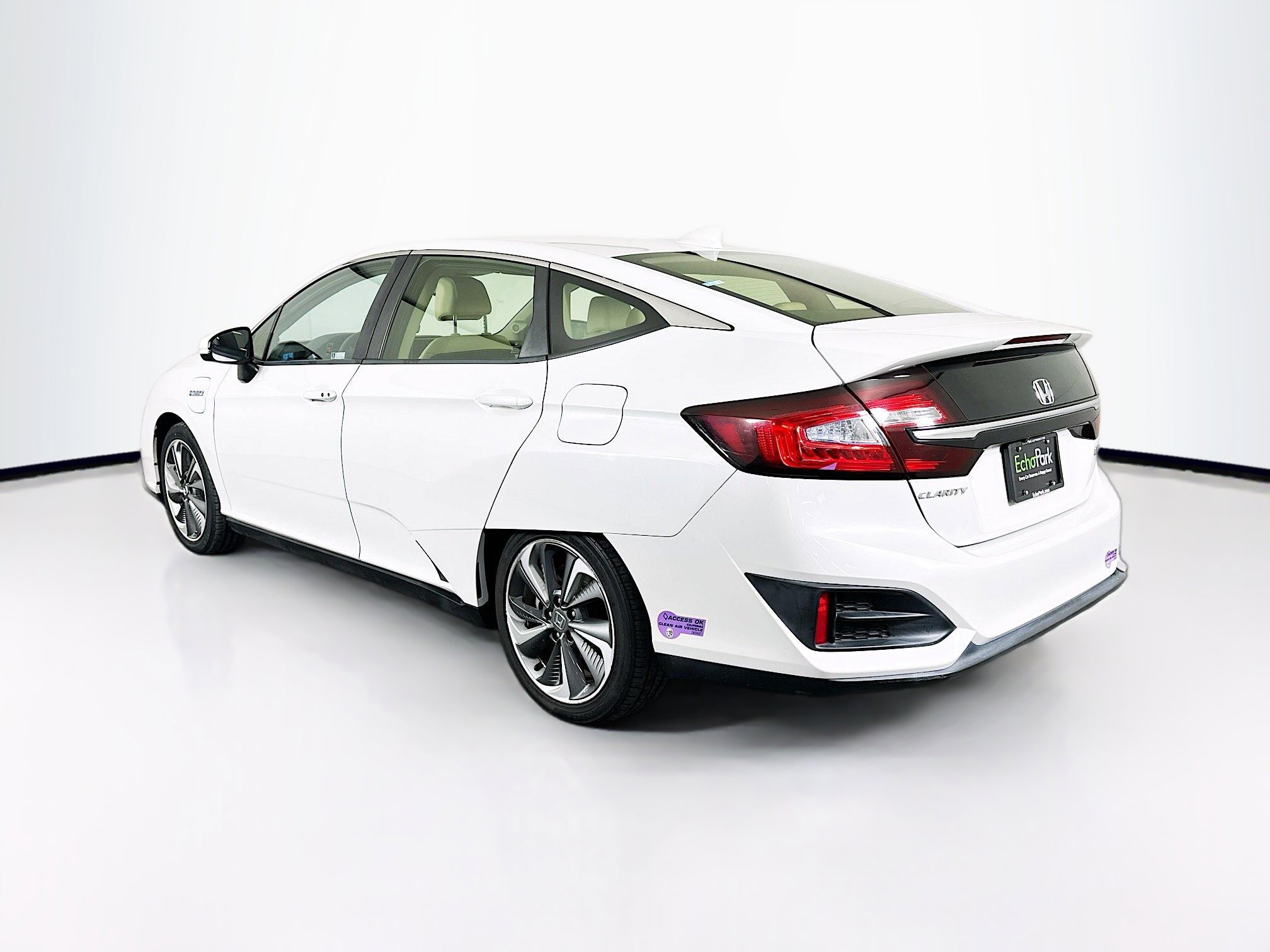 Used 2018 Honda Clarity Sedan image 5