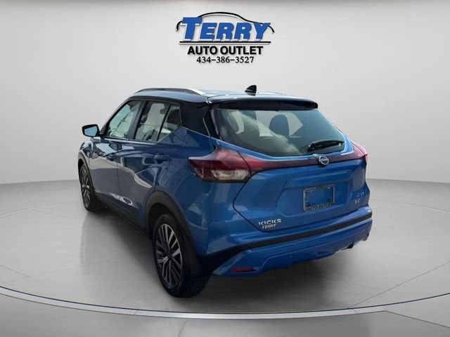 Used 2023 Nissan Kicks SV image 5