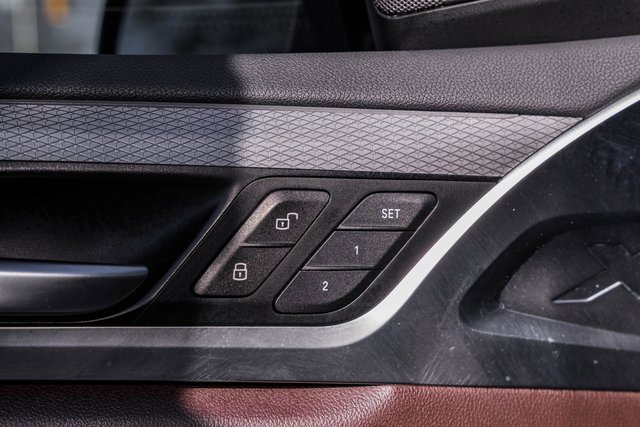Used 2018 BMW X3 M40i w/ Premium Package image 39