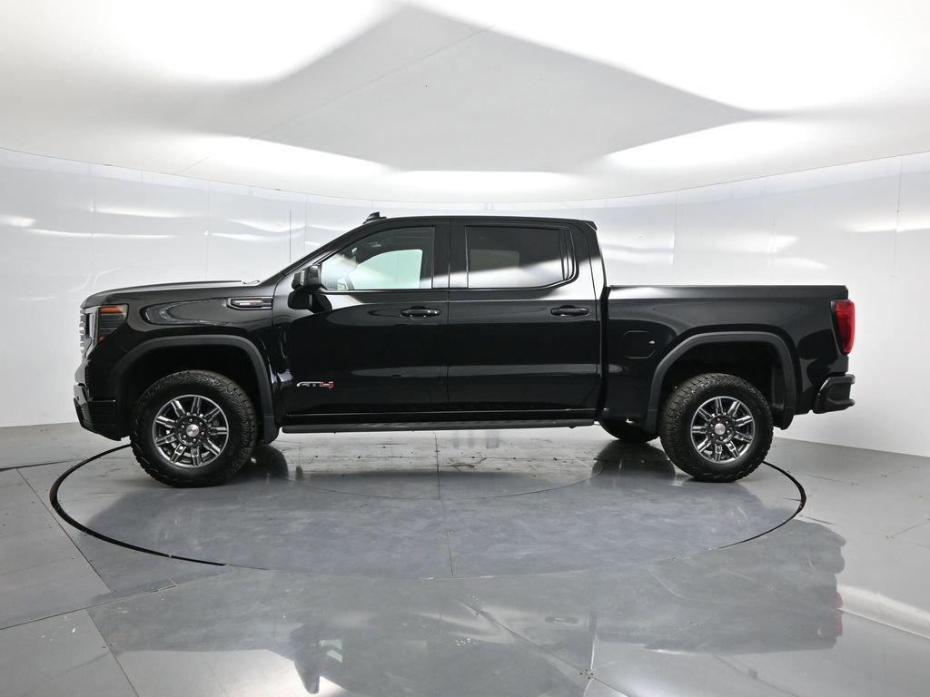 Used 2024 GMC Sierra 1500 AT4 w/ Technology Package AWD/4WD image 47