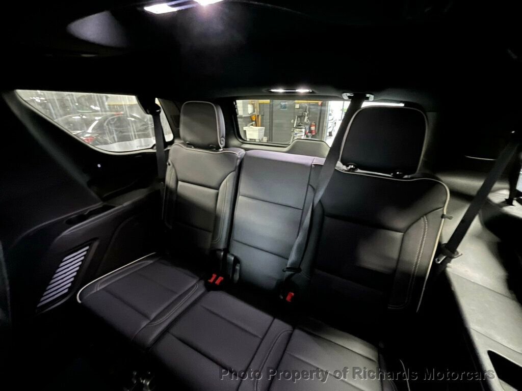 Used 2021 GMC Yukon SLT w/ Rear Media and Nav Package image 17