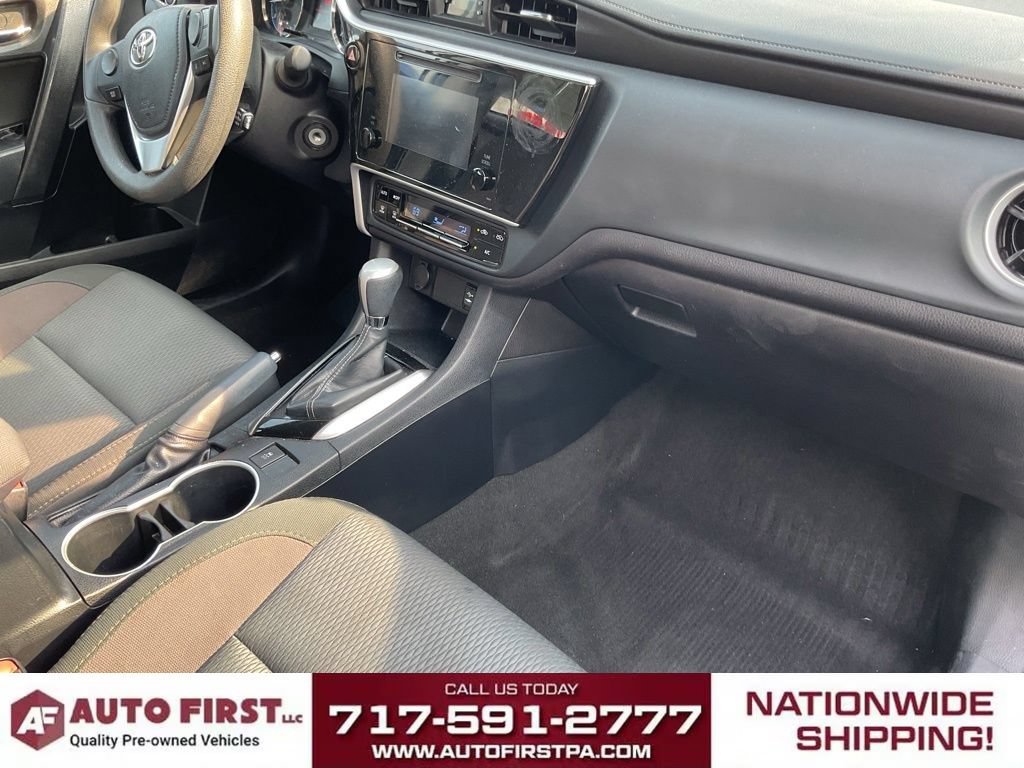 Used 2019 Toyota Corolla LE FWD image 16