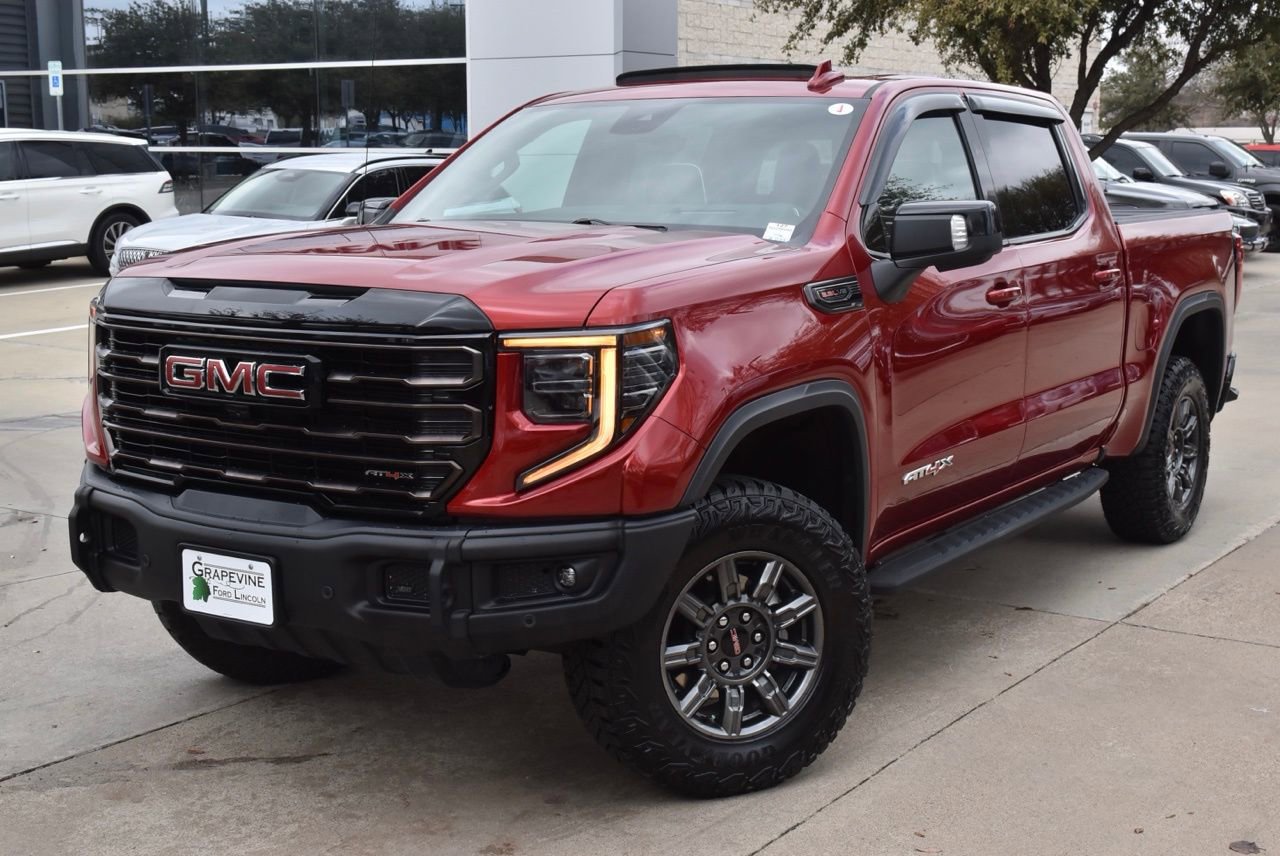 Used 2025 GMC Sierra 1500 AT4X image 47