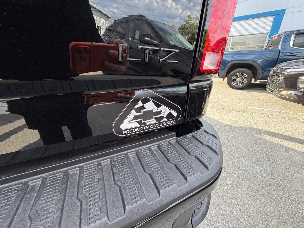 New 2026 Chevrolet Silverado 2500 LTZ w/ LTZ Plus Package AWD/4WD image 5