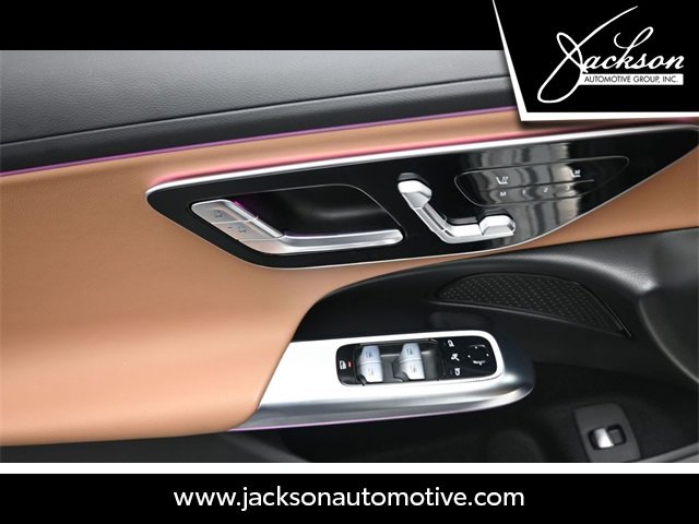 Used 2025 Mercedes-Benz E 350 Sedan image 20