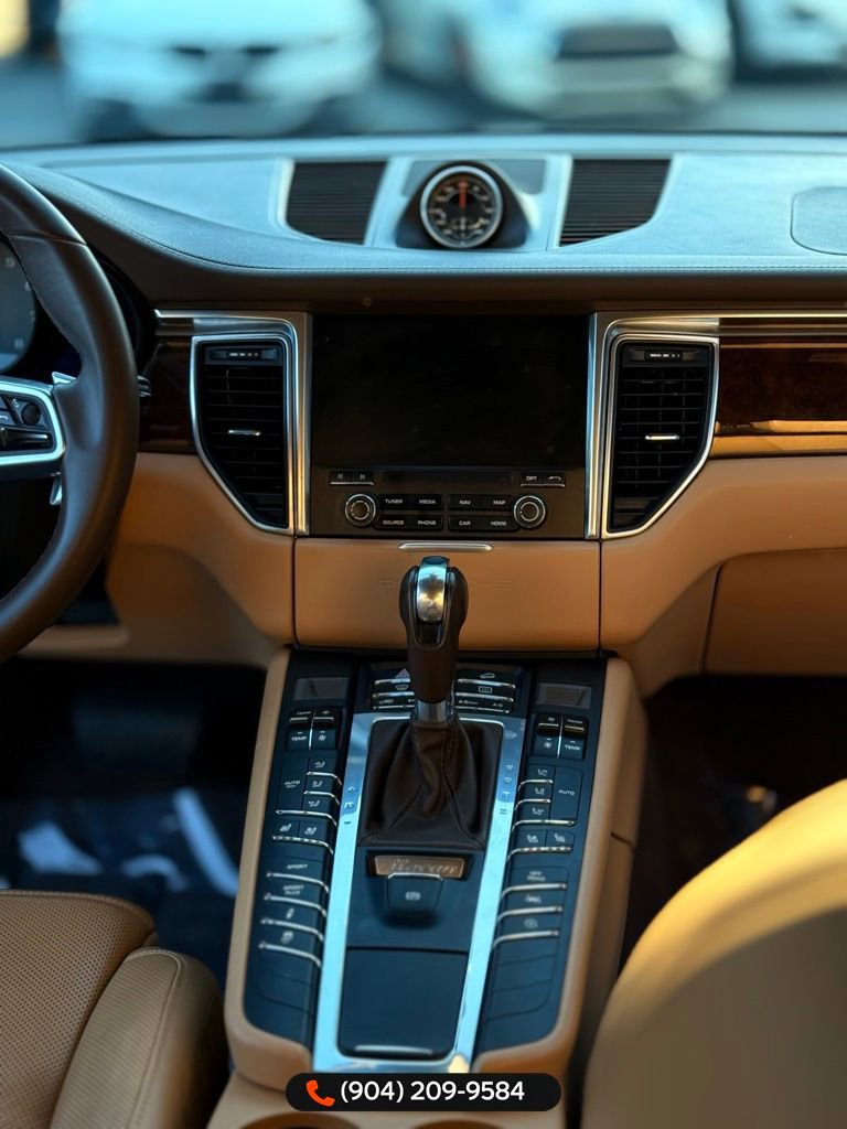 Used 2018 Porsche Macan S image 20