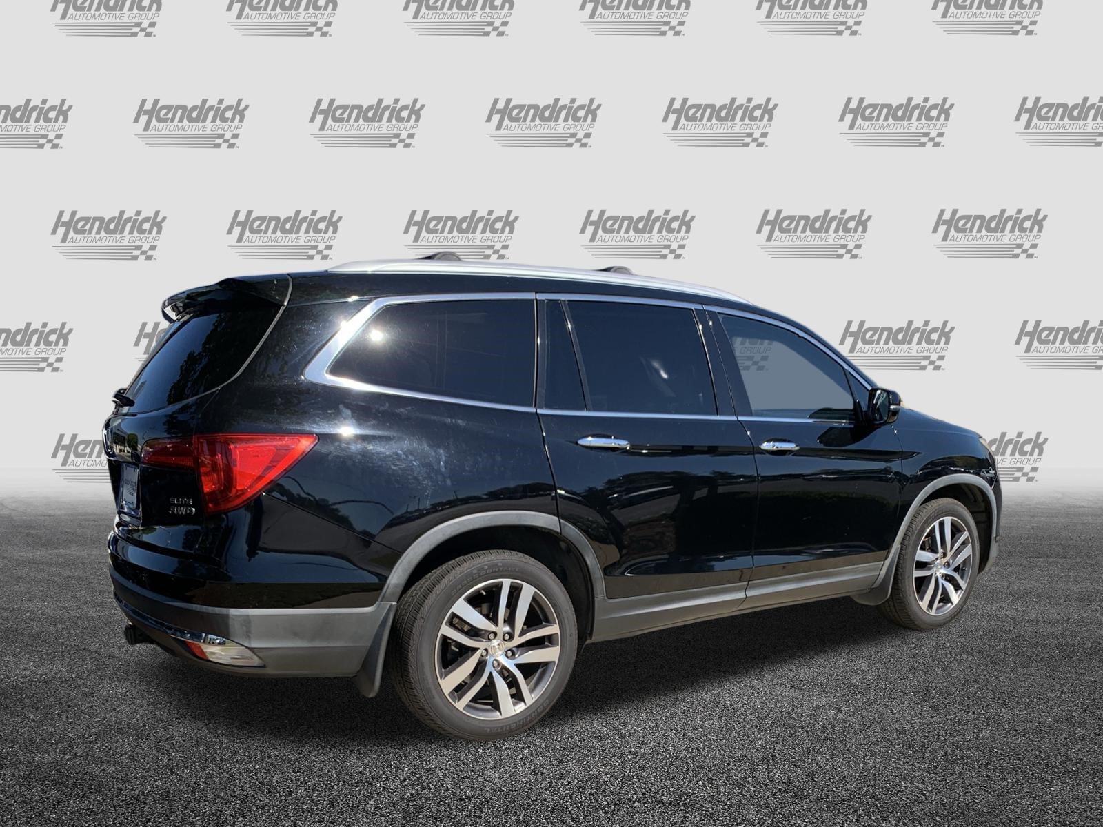 Used 2016 Honda Pilot Elite image 10
