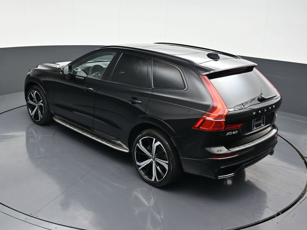 Certified 2022 Volvo XC60 B5 R-Design w/ Advanced Package AWD/4WD image 23