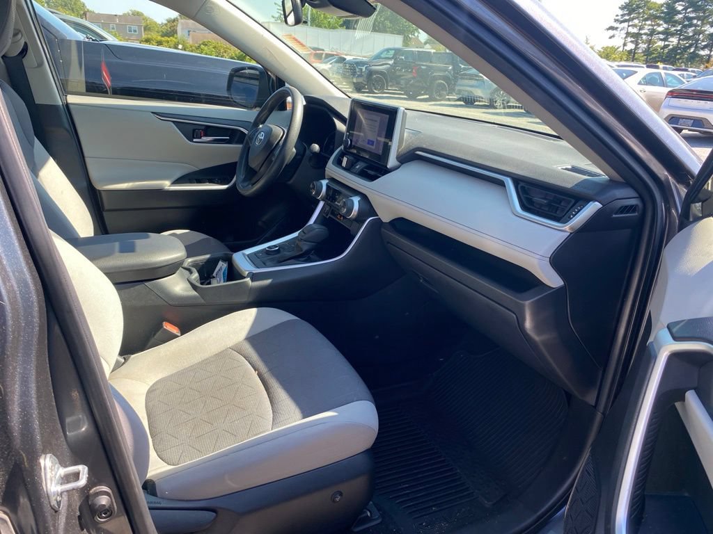 Used 2023 Toyota RAV4 XLE w/ Convenience Package AWD/4WD image 15
