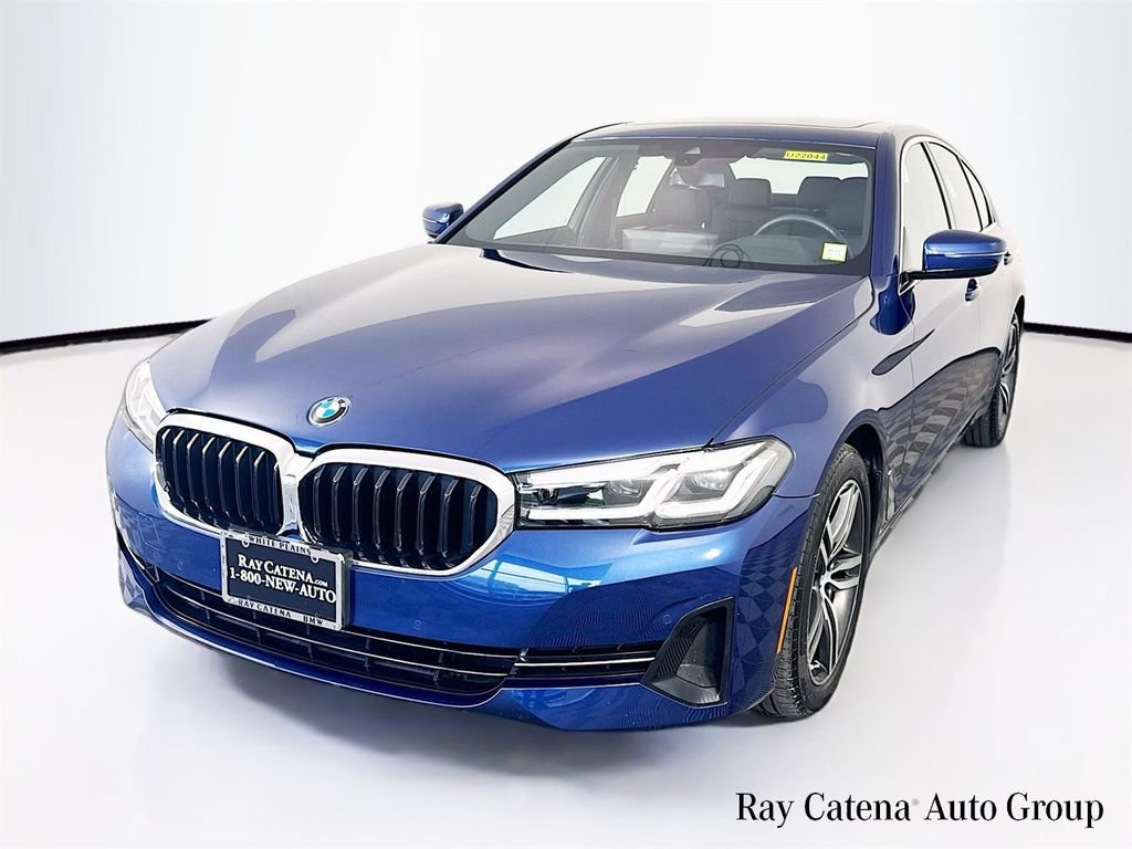 Certified 2023 BMW 530i xDrive w/ Convenience Package AWD/4WD image 3