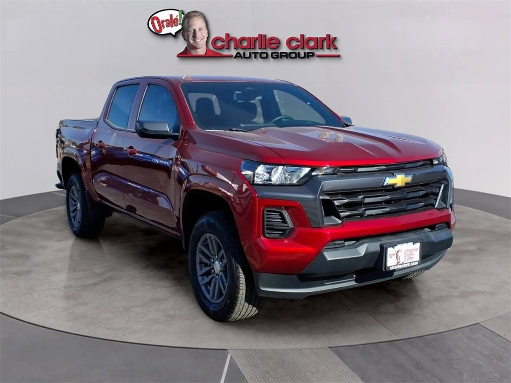 Used 2025 Chevrolet Colorado LT image 7