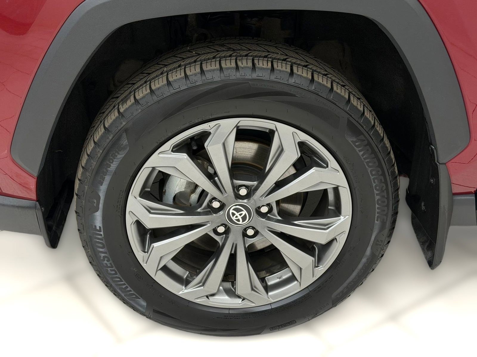 Used 2022 Toyota RAV4 XLE Premium AWD/4WD image 10