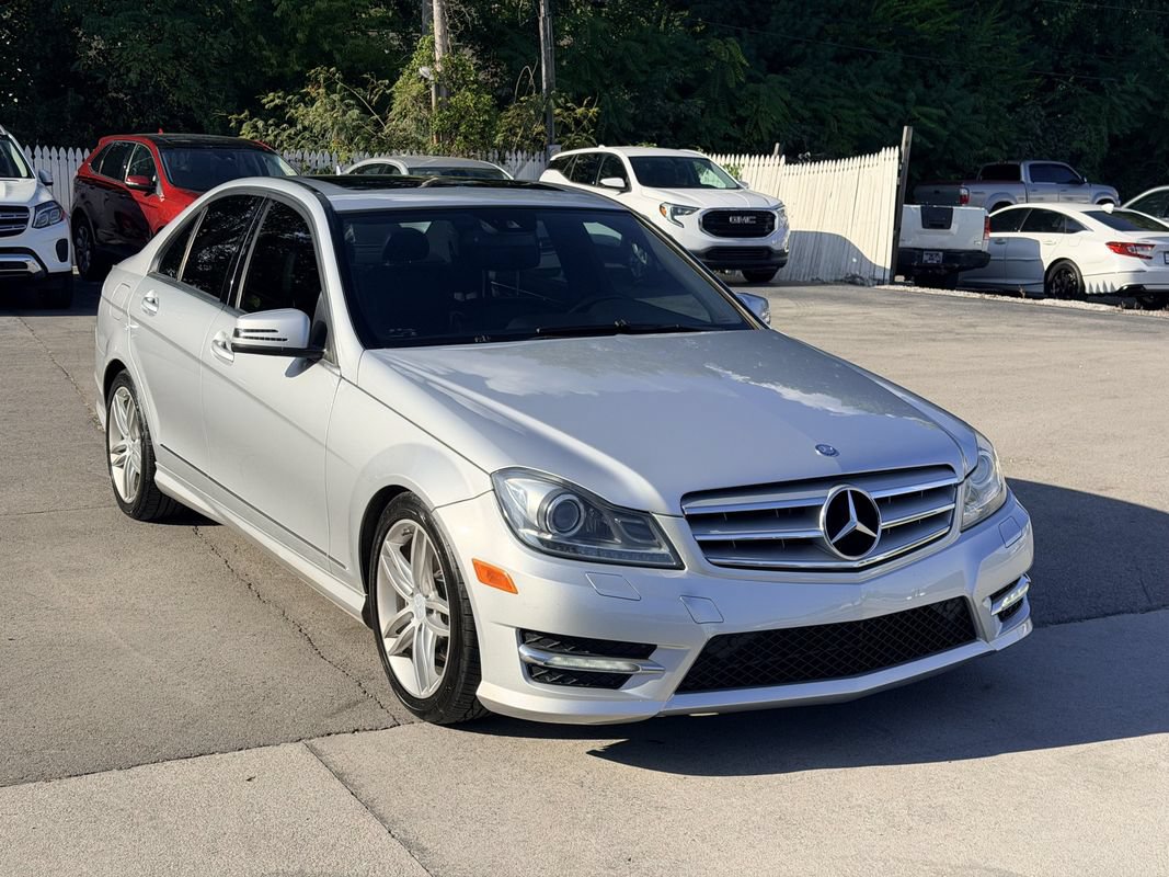 Used 2012 Mercedes-Benz C 300 4MATIC Sedan image 8