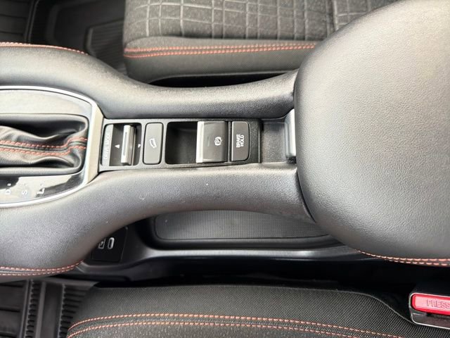 Used 2024 Honda HR-V Sport image 25