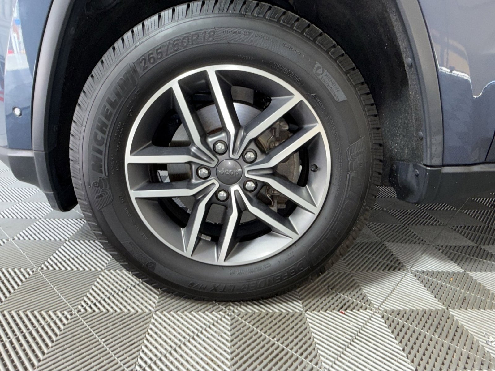 Used 2020 Jeep Grand Cherokee Limited w/ Trailer Tow Group IV image 12