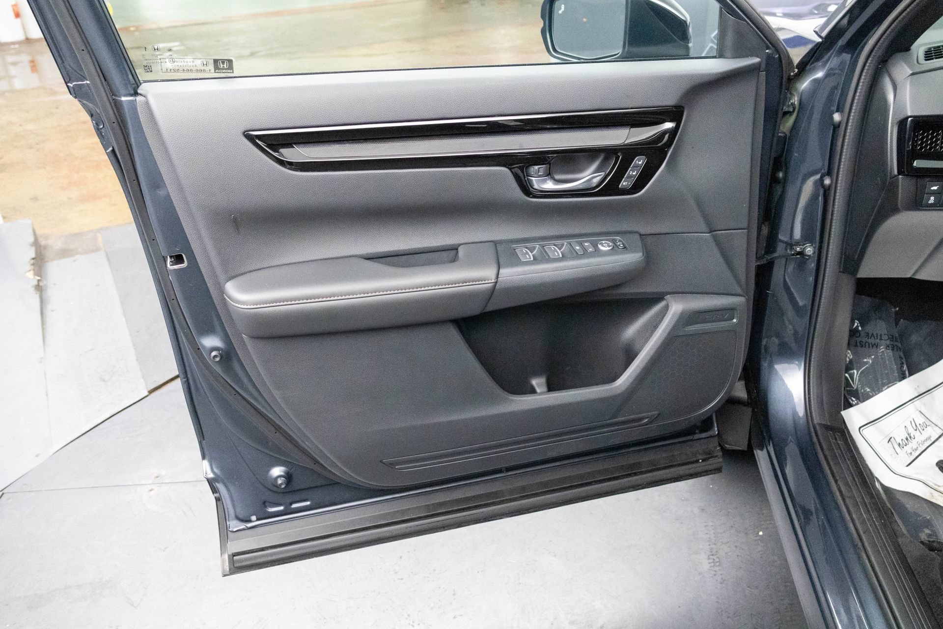 Used 2025 Honda CR-V Sport Touring image 21