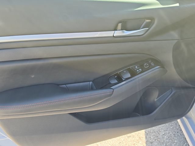 Certified 2025 Nissan Altima 2.5 SR FWD image 16