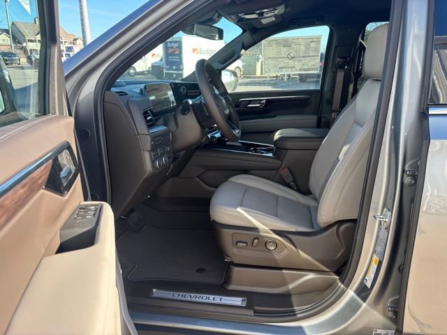 New 2026 Chevrolet Tahoe LT w/ Comfort Package AWD/4WD image 2