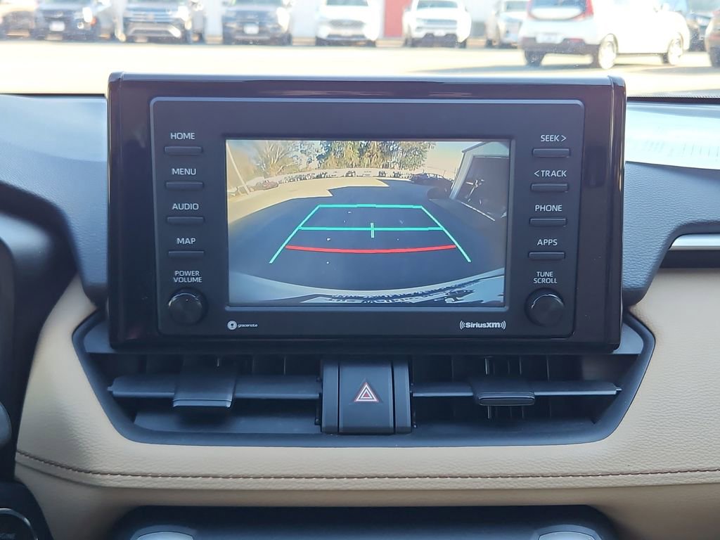 Used 2020 Toyota RAV4 XLE image 18