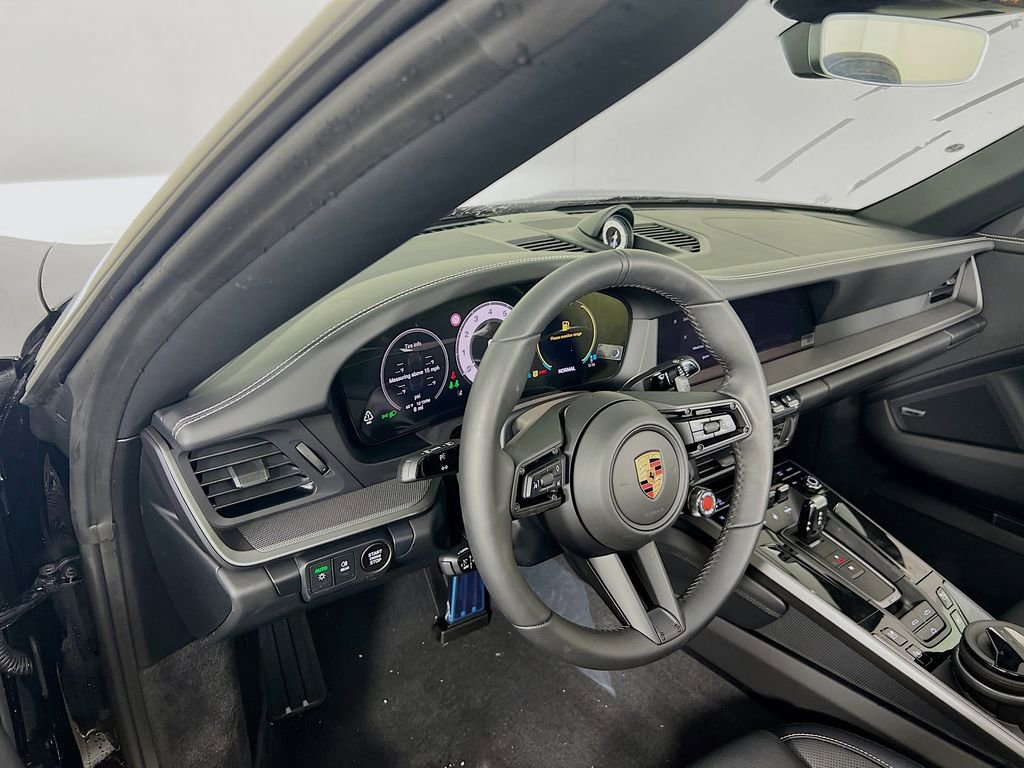 New 2026 Porsche 911 Carrera image 4