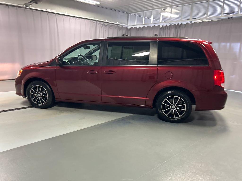 Used 2018 Dodge Grand Caravan GT FWD image 4