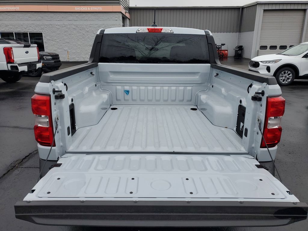 New 2025 Ford Maverick XLT w/ XLT Luxury Package image 30