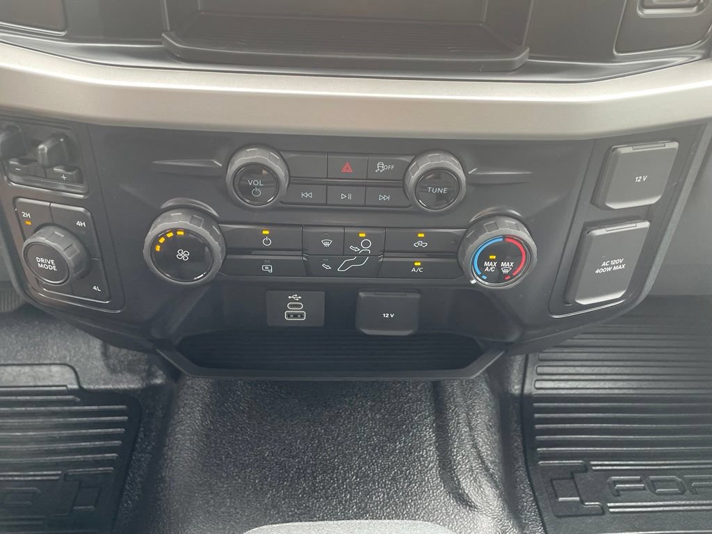 New 2026 Ford F350 XLT w/ FX4 Off-Road Package AWD/4WD image 19