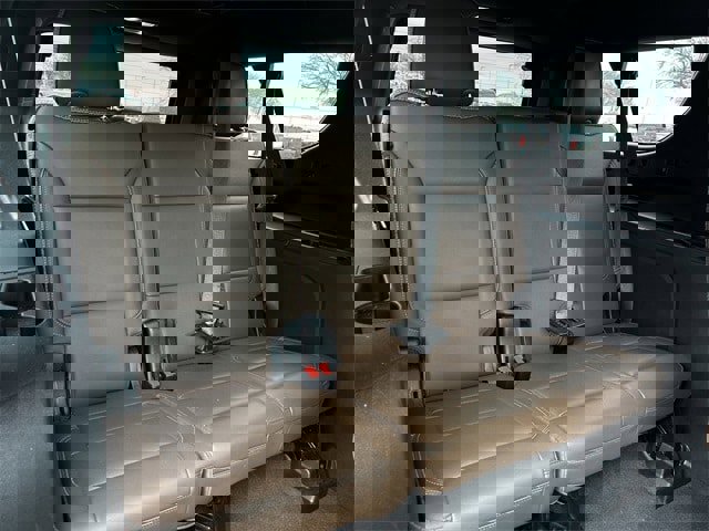 Used 2021 Chevrolet Suburban High Country image 33