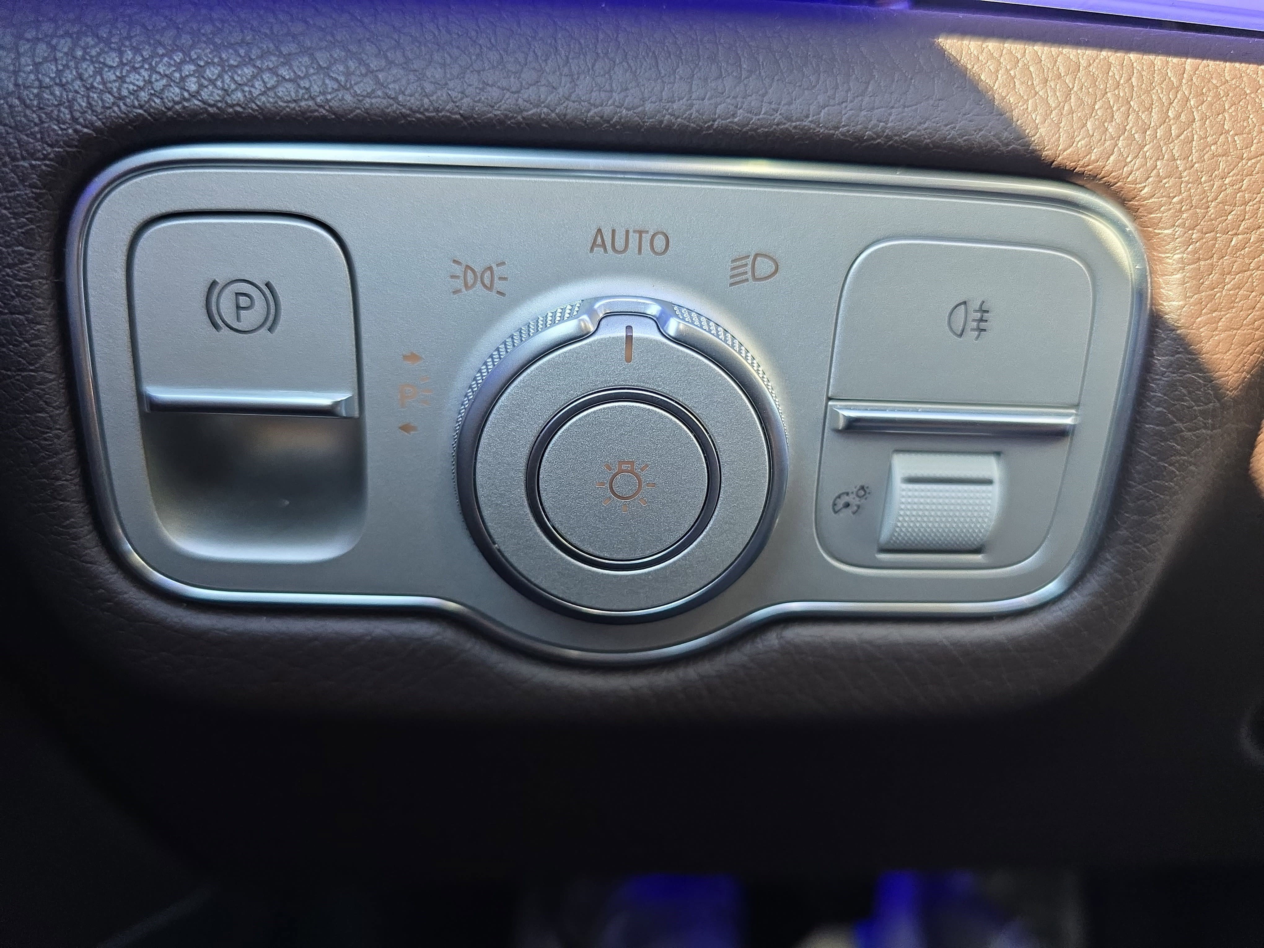 Used 2022 Mercedes-Benz GLE 350 4MATIC image 25