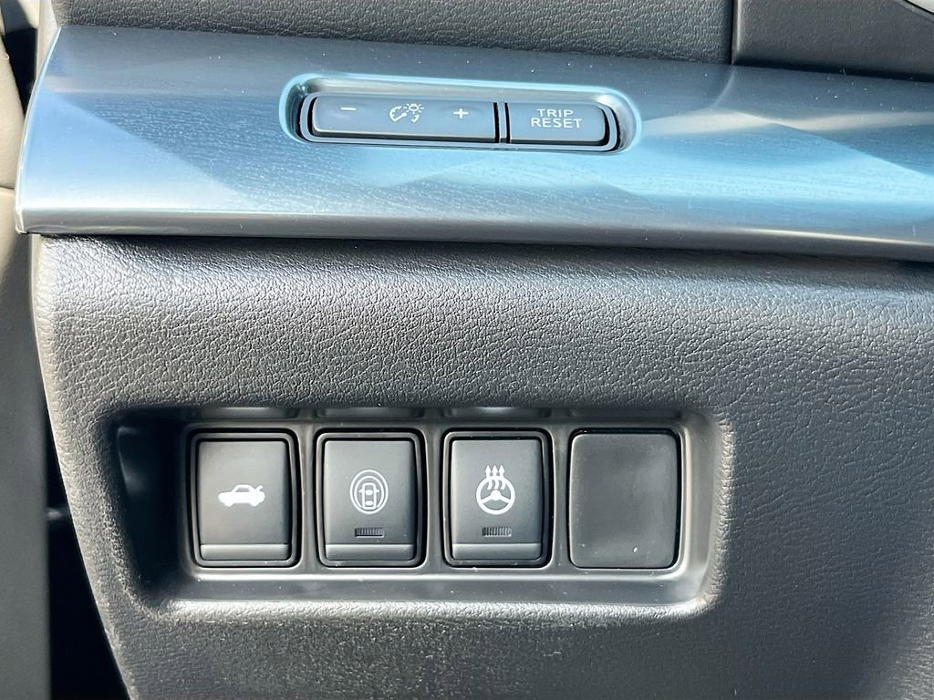 Used 2021 Nissan Maxima SR w/ Sport Mat Group image 10