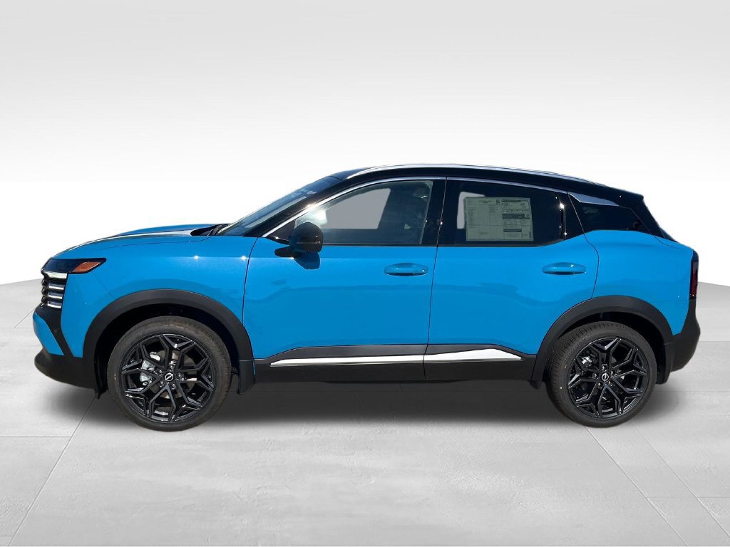 New 2027 Nissan Kicks SR w/ SR Premium Package AWD/4WD image 2