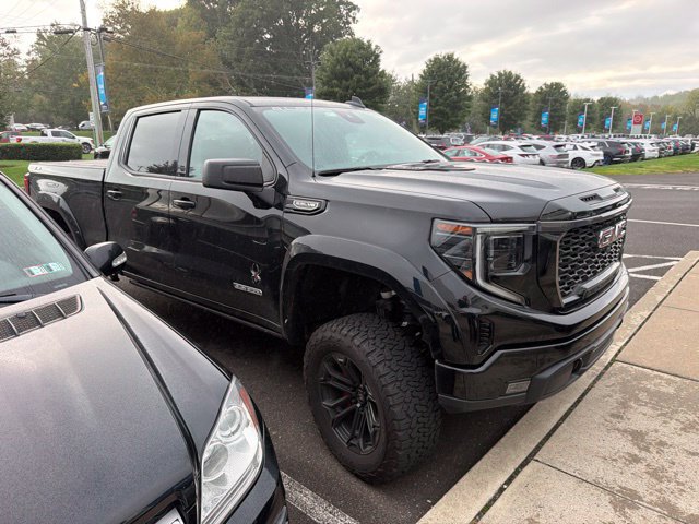 Used 2024 GMC Sierra 1500 Elevation w/ X31 Off-Road Package AWD/4WD image 14