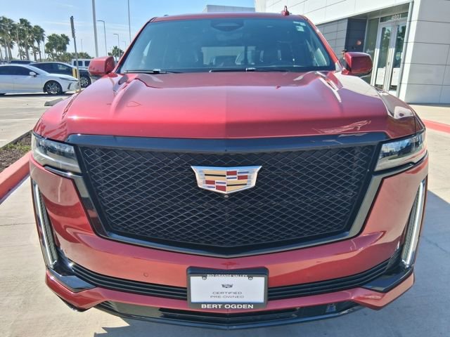 Used 2023 Cadillac Escalade Sport Platinum AWD/4WD image 2