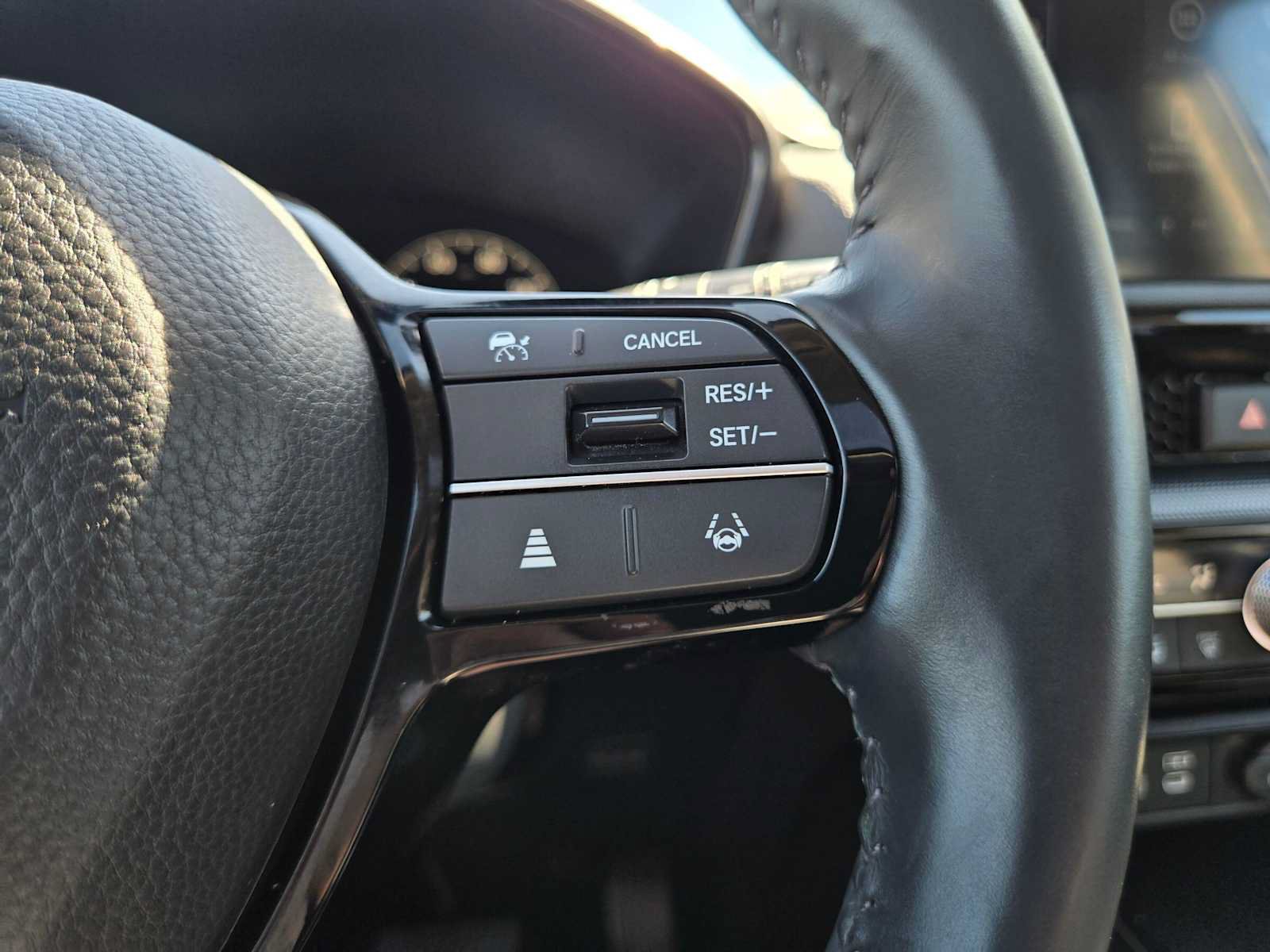 Used 2023 Honda CR-V EX-L image 31
