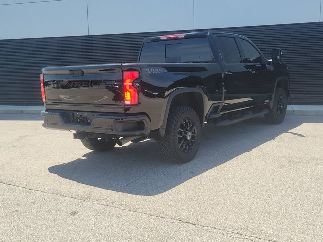 Used 2025 Chevrolet Silverado 3500 LTZ w/ Trail Boss Package AWD/4WD image 4