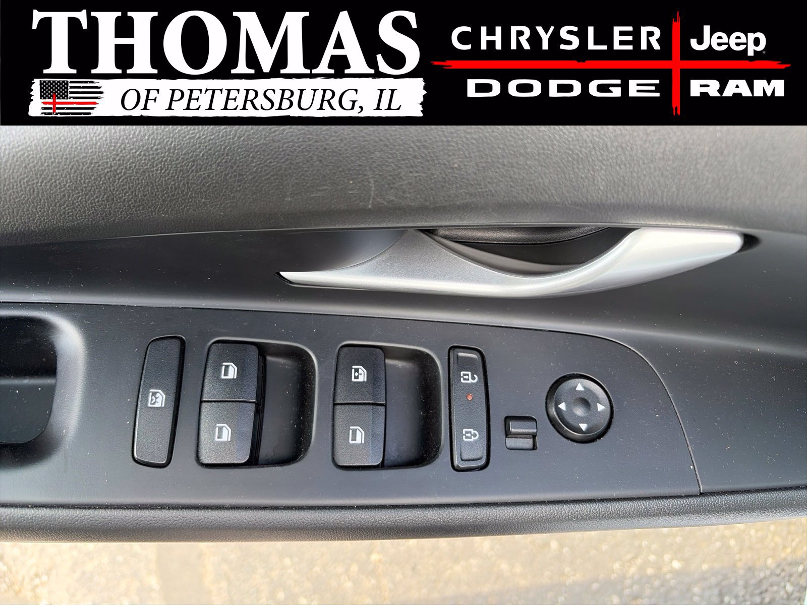Used 2025 Hyundai Elantra SEL FWD image 9