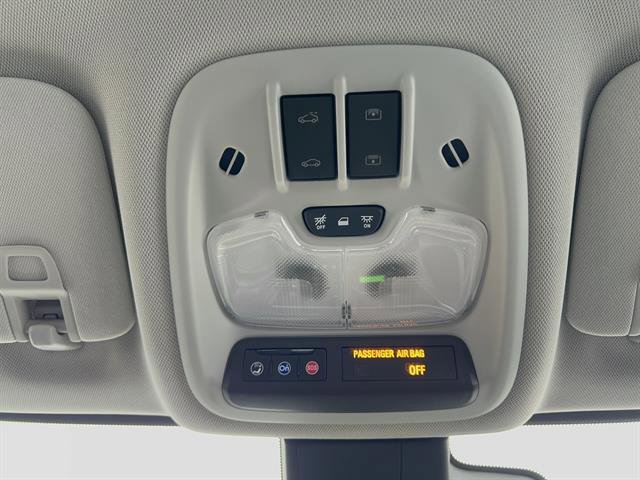 Used 2023 Chevrolet Bolt EUV Premier w/ Sun & Sound Package image 29