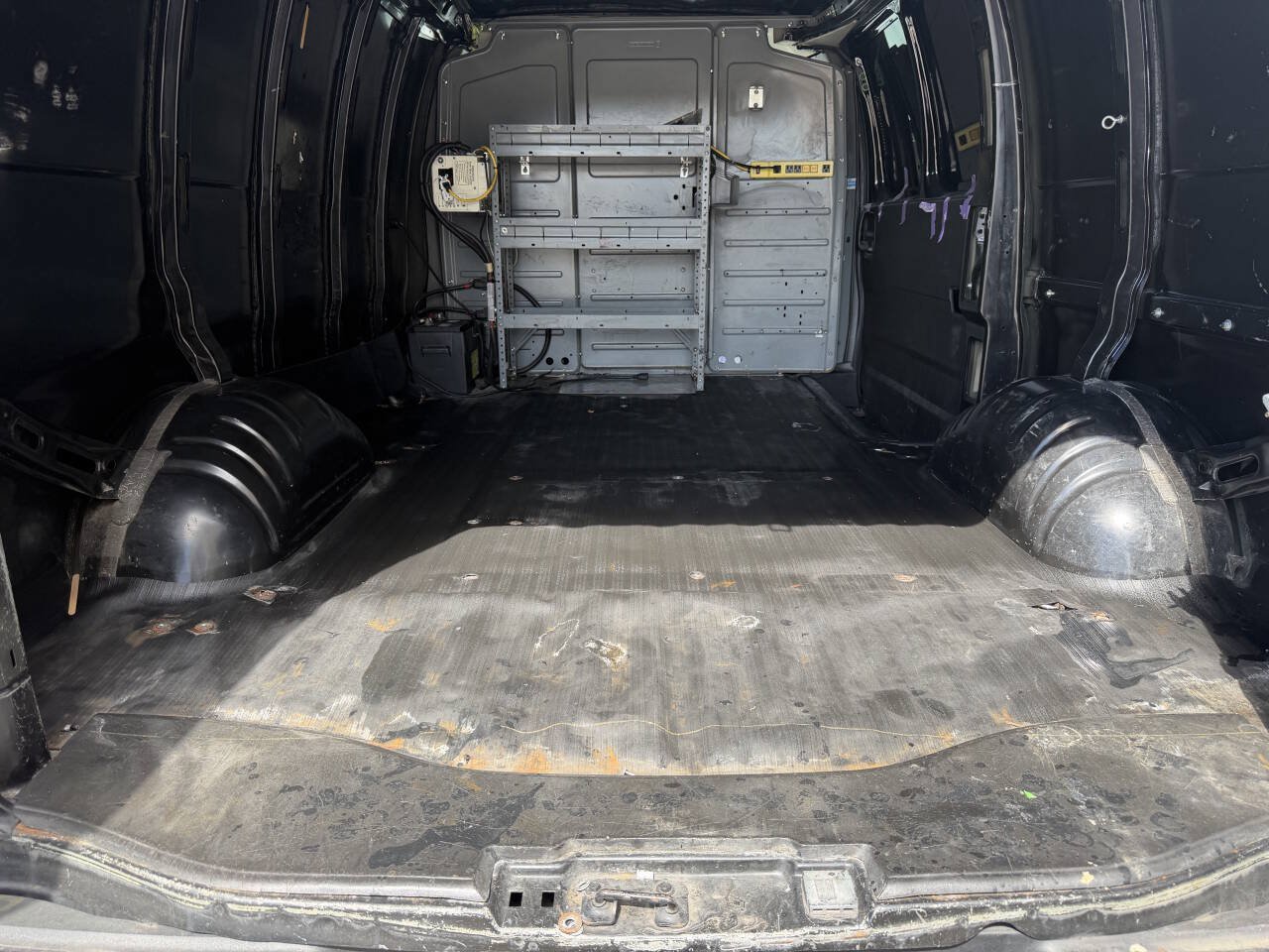 Used 2016 Chevrolet Express 2500 RWD image 34