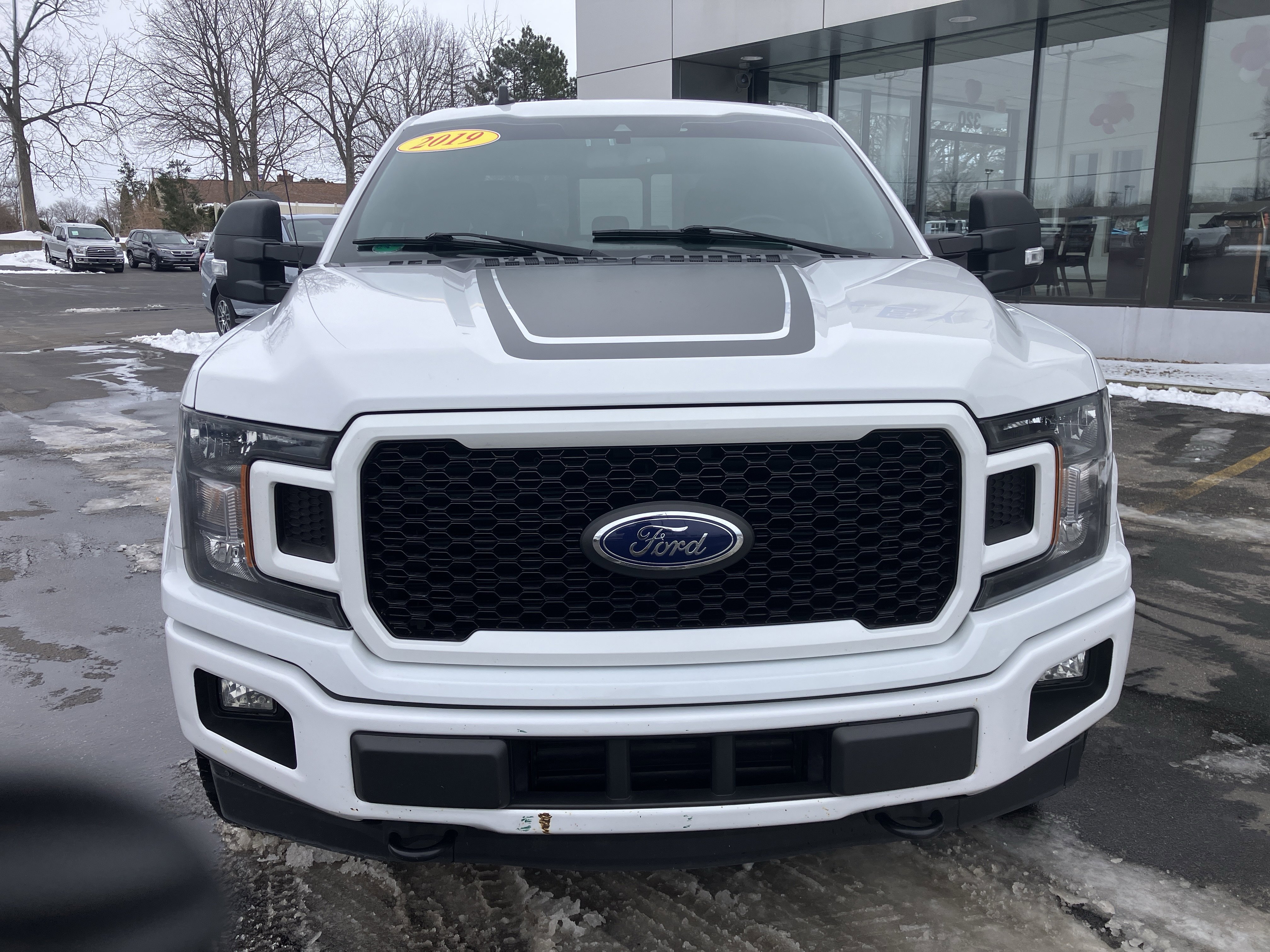 Used 2019 Ford F150 XLT w/ Equipment Group 302A Luxury image 2
